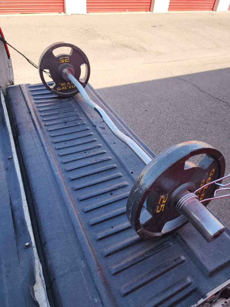 Olympic Curl Bar Plus 150 Lbs (6-25s)