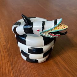 Beetlejuice Sandworm Planter 