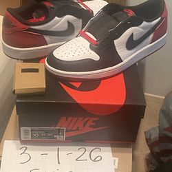 2023 NIKE AIR JORDAN 1 RETRO LOW OG BLACK TOE size 10  PURCHASED FROM SNKRS APP - BELOW RETAIL!!!
