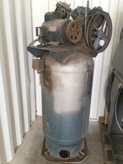Air compressor
