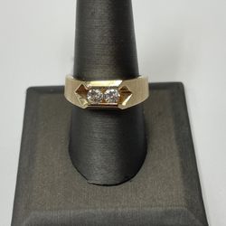 14k Gold Men’s Band W Diamonds Sz 10