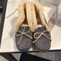 Ugg Moccasins Size 5