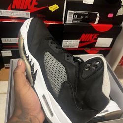 Air Jordan 5’s Men’s Size 12