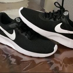 New Nike Shoes 
