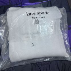 The NEW TAGS Kate Spade Crisp Sage Halo Stud Fine Grain Leather Bucket Bag KM493 is a stylish and versatile handbag perfect for various occasions such