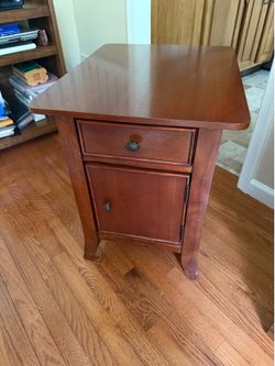 End table