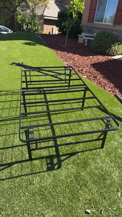 Twin bed frame (foldable)