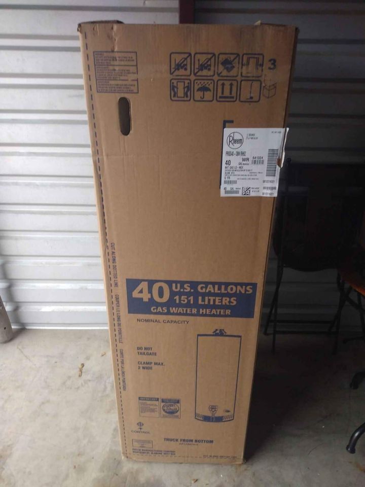 New 40 gal Gas Water Heater (installation included)