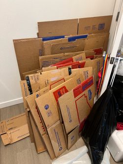 Moving boxes and packing paper/fluff