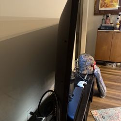 Vizio 65” TV Flat Screen 