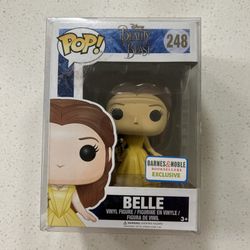 Funko POP! Vinyl: Beauty And The Beast - Belle #248 - Barnes & Noble Exclusive w/ Protector