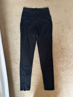 womens black leggings