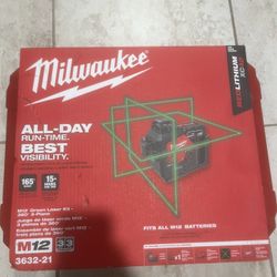 Milwaukee Laser Level Kit