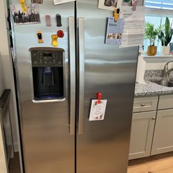 2022 GE Fridge