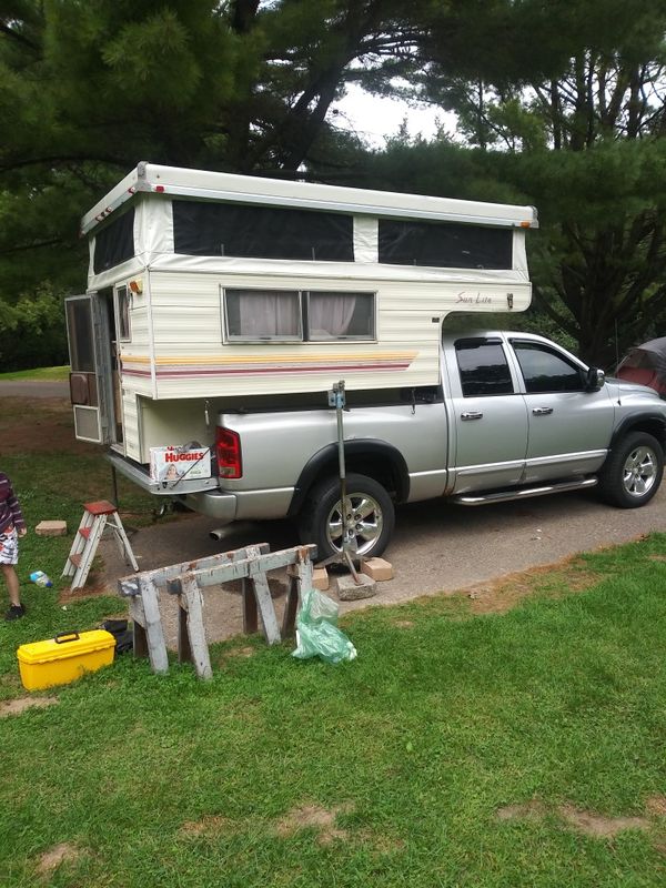 Eagle sun lite truck camper for Sale in Beloit, WI OfferUp