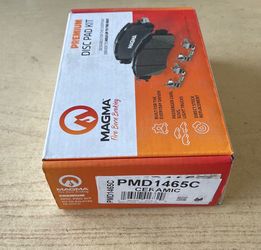 Ford Mustang 11-14 Rear Ceramic Brake Pads