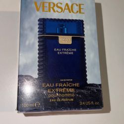 Versace Cologne 