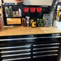 Husky Toolbox With Peg Board/shelfs