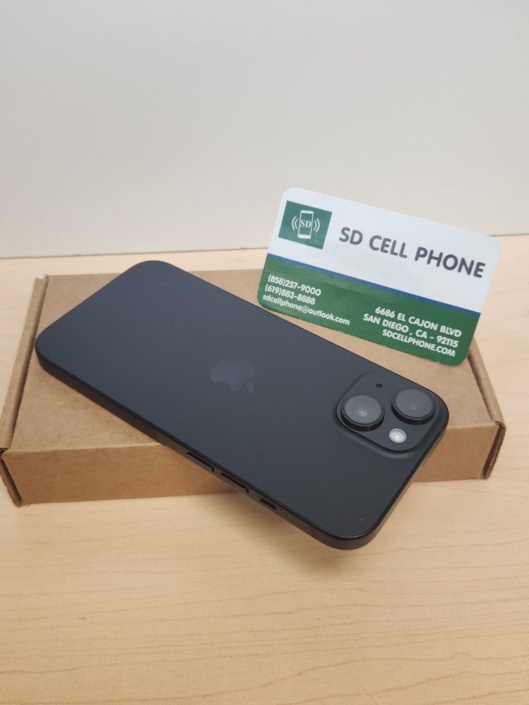 iPhone 15 128 GB Unlocked For Any Carrier Excellent Condition