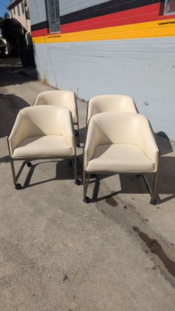 Vintage Mid-CentuVintage Design Institute of America (DIA) Barrel Armchairs on Casters - Set of 4