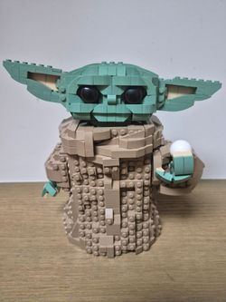 LEGO Star Wars The Child Baby Yoda Set