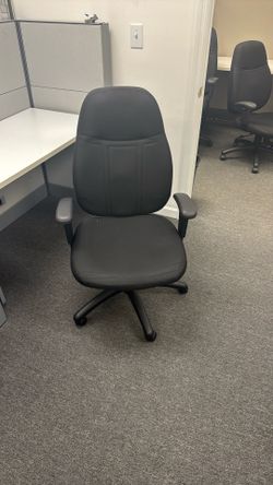 Black Padded Office Chair