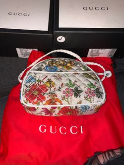 Gucci mini purse