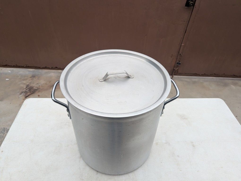 40 qts Restaurant Quality Pot