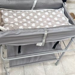 Used Foldable Baby Changing Table