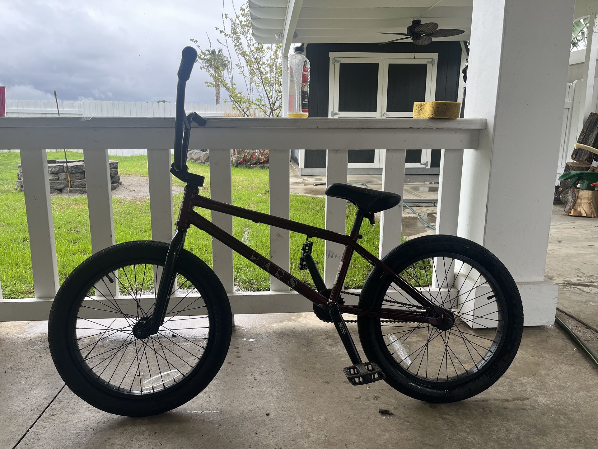 20 Inch BMX Bike Burgundy Perfect For Skateparks And Dirt 20 Inch BMX Bike Burgundy Perfect For Skateparks And Dirt