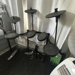 Alesis Nitro Drum Kit
