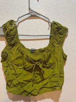 Green Cropped Wild Fable Shirt – L – Worn