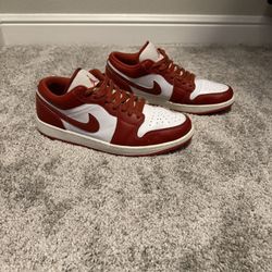 Jordan 1 Low - Dune Red