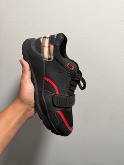 Burberry shoes size 9