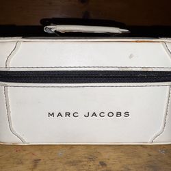 MARC JACOBS