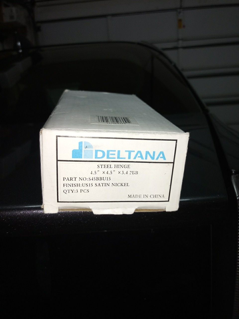 Deltana ball bearing hinges 4.5x4.5 square brush nickel
