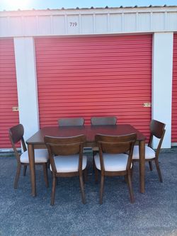 Bayside Furnishings Parker 7-piece Dining Table Set