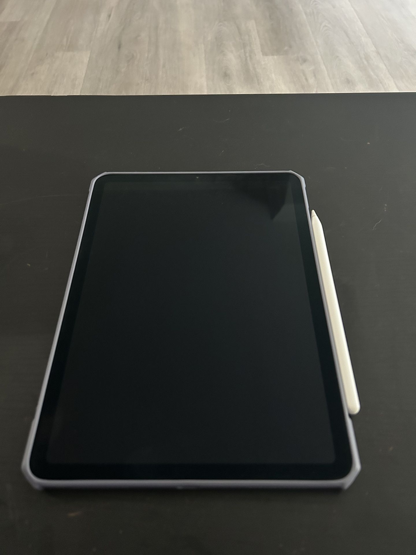 iPad Air (4th Gen) 256GB W/ Pencil– Model A2316