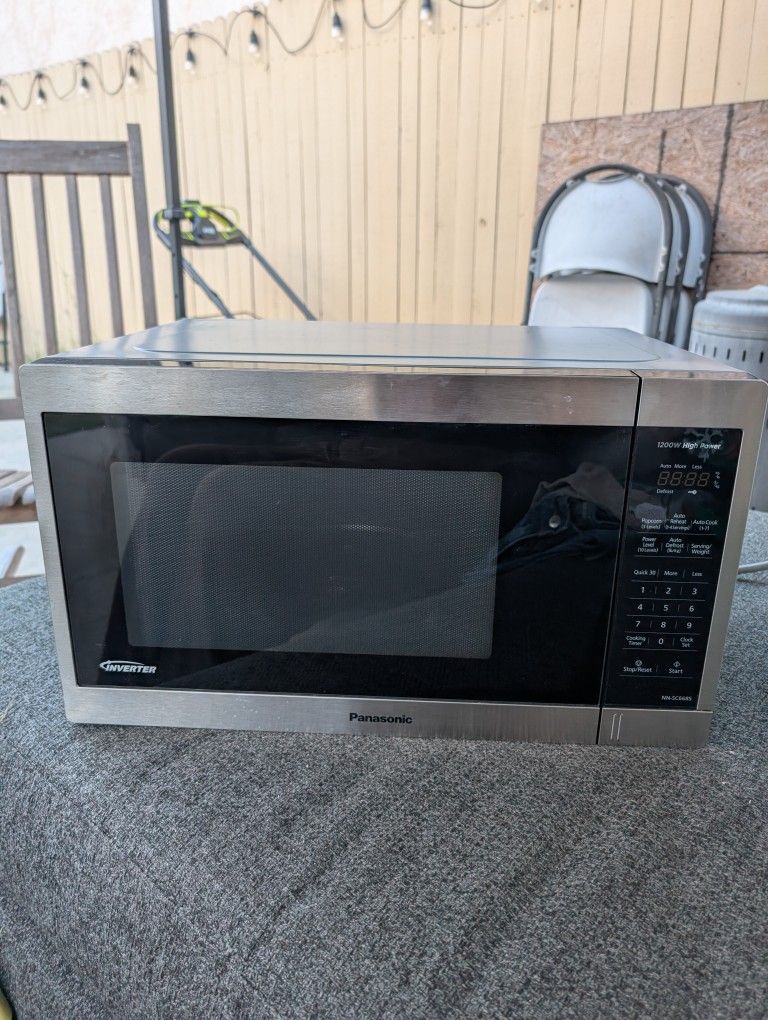 Panasonic 1200w Microwave 