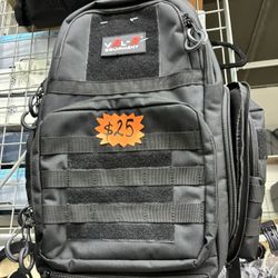 VAL R EQUIPMENT Tactical Backpack