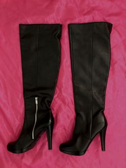 Michael Khors 8.5 Slouch Adena