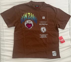 Gunzinii Heart crew neck Shirt  New with tags