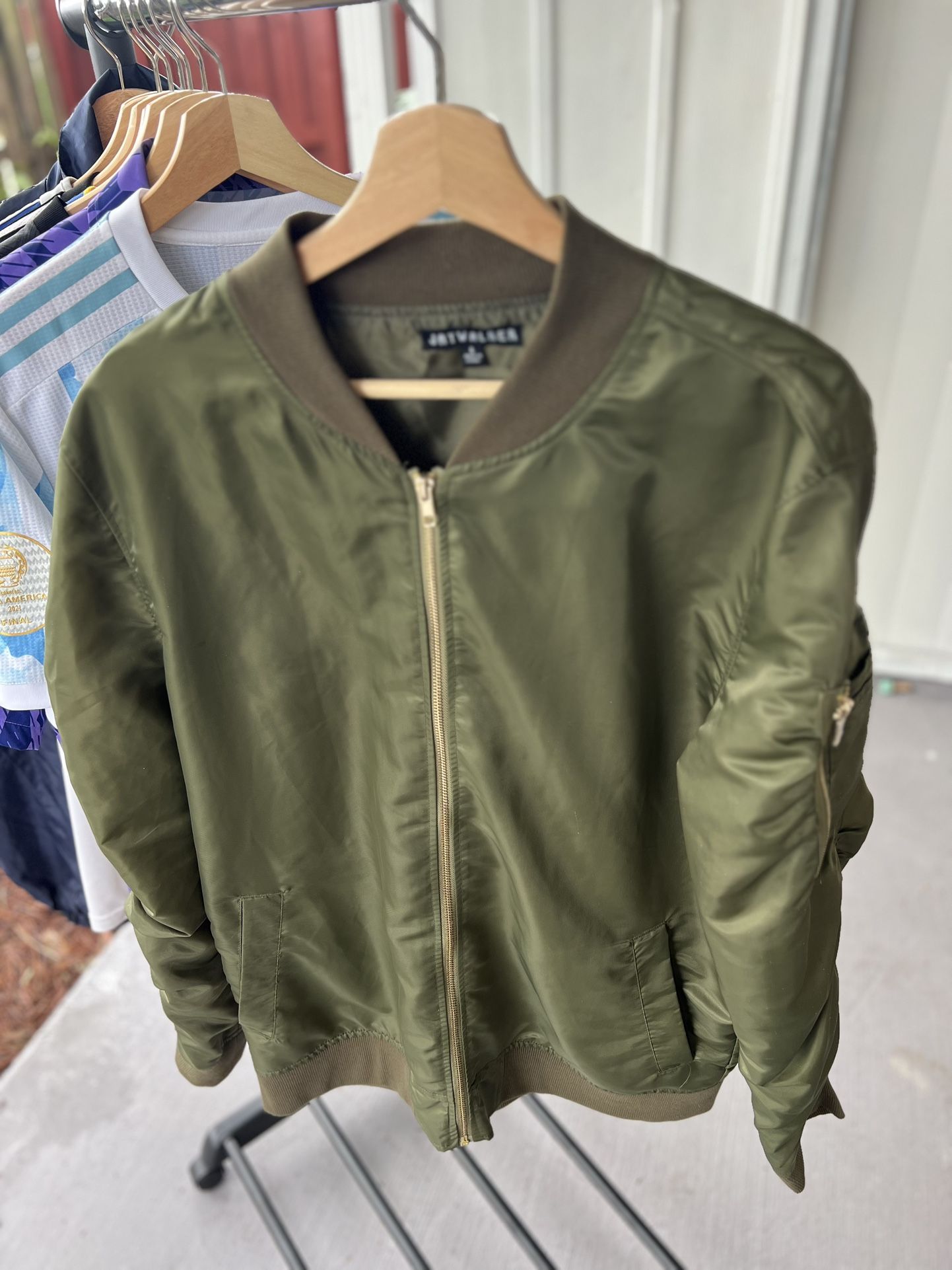 Jay Walker Olive Bomber Jacket Zip gold