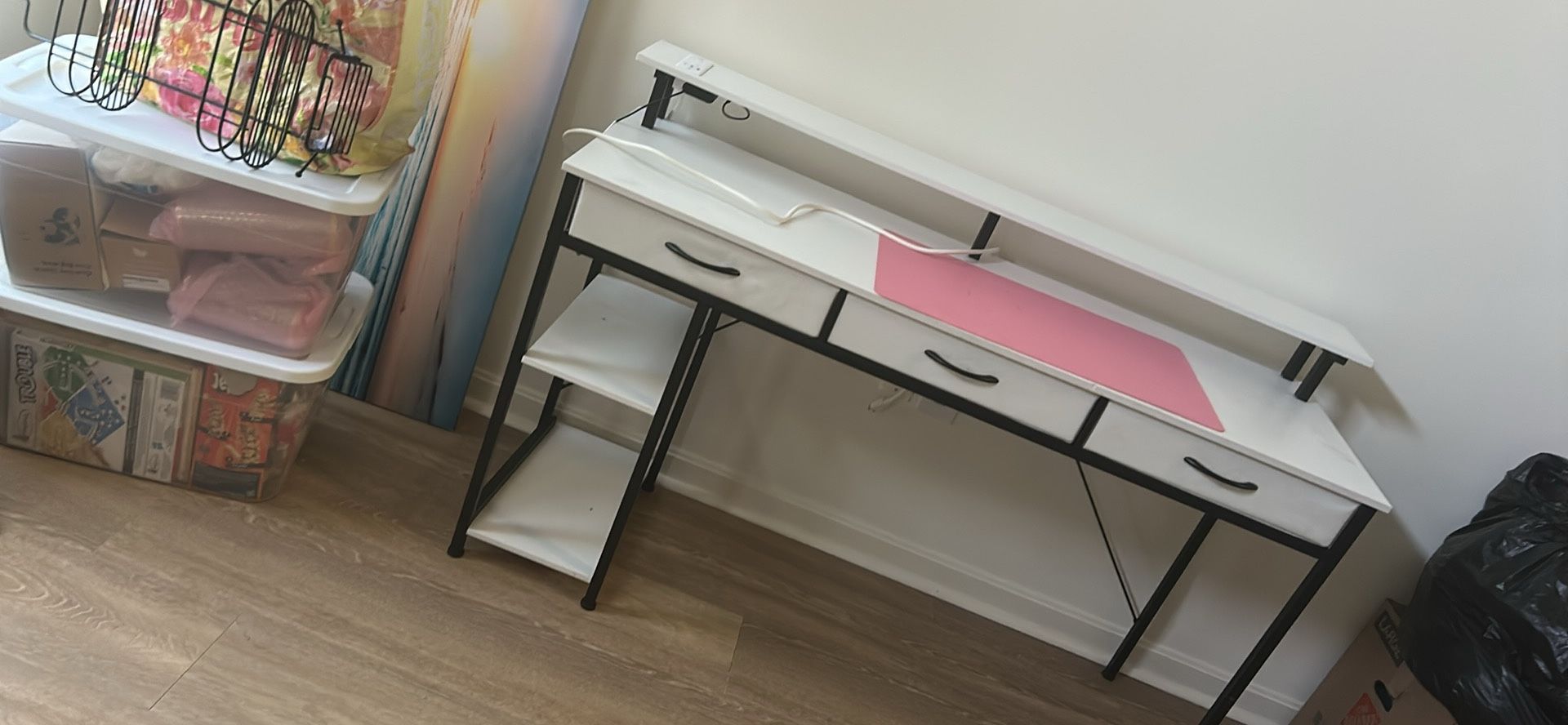 White Desk