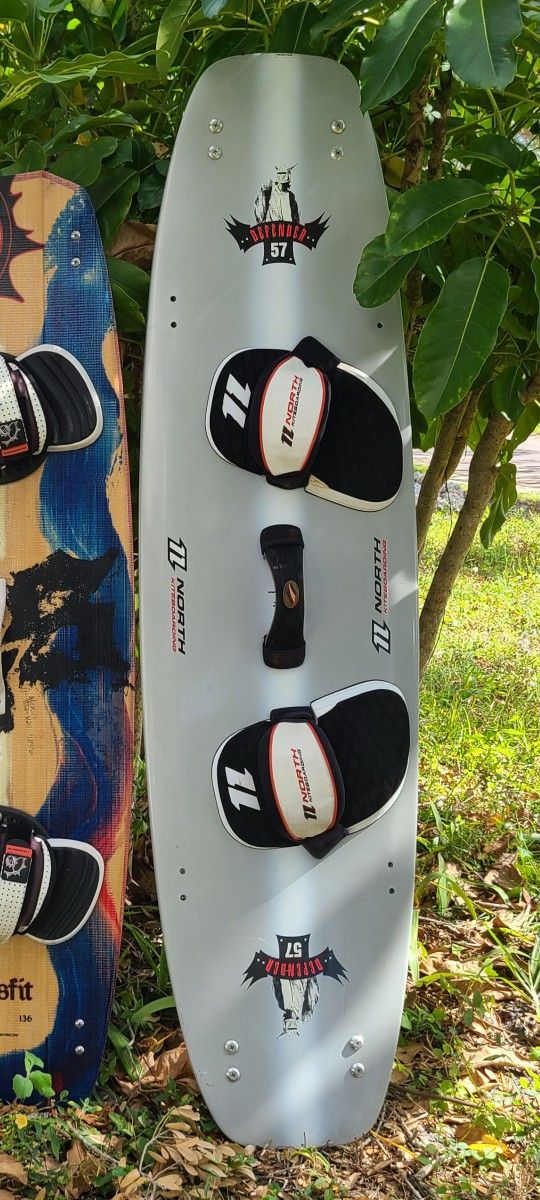 KITEBOARDS /TWIN TIPS - BEGINNERS AND PROS - $165 OBO