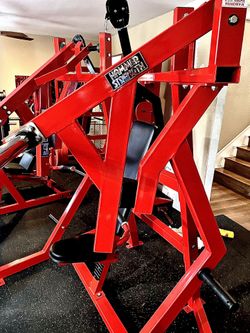 HAMMER STRENGTH ISO LATERAL BENCH PRESS