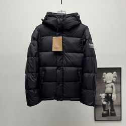 Burberry London England Black Puffer Jacket Medium
