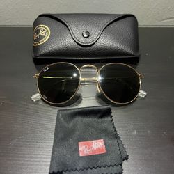 Ray-Ban RB3447 Round Metal Sunglasses