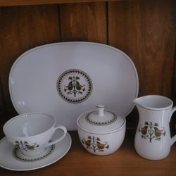 Nortake Fine China/ Hermitage pattern