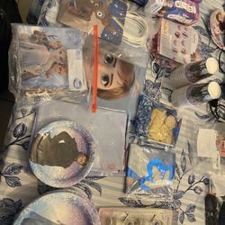 Disney Frozen Elsa Birthday Decorations Bundle